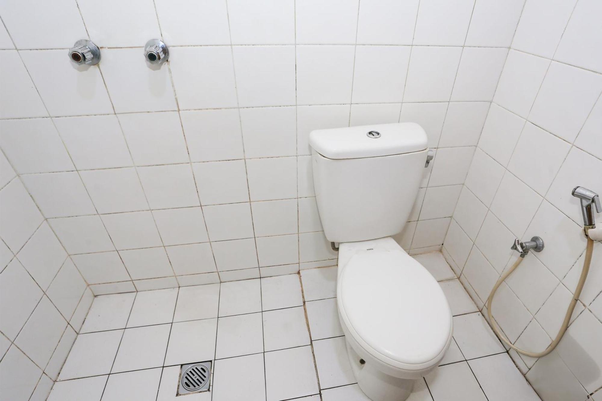 Capital O 93349 Hotel Gondangdia 보고르 외부 사진